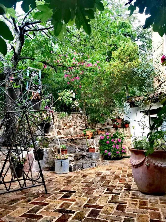 Villa Festina Lente - Cosy & Authentic Villa With Private Heated Pool Dobrinj Exterior foto