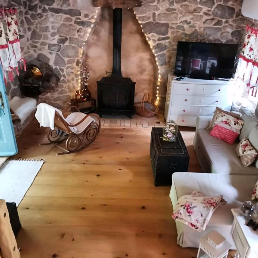 Villa Festina Lente - Cosy & Authentic Villa With Private Heated Pool Dobrinj Exterior foto