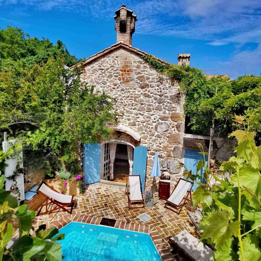 Villa Festina Lente - Cosy & Authentic Villa With Private Heated Pool Dobrinj Exterior foto